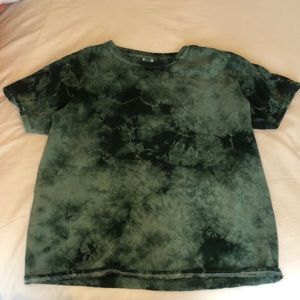Dark green tie dyed t-shirt